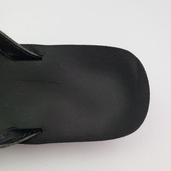 Guess Womens Size 8 Black Gold Slip On Platform Thong Flip Flop Sandals - Picture 11 of 11